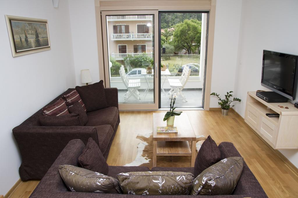 Apartments Brezanin Sutomore Extérieur photo